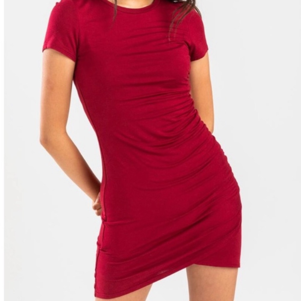 Francesca’s Collections Red Rouched Bodycon Dress Size Small